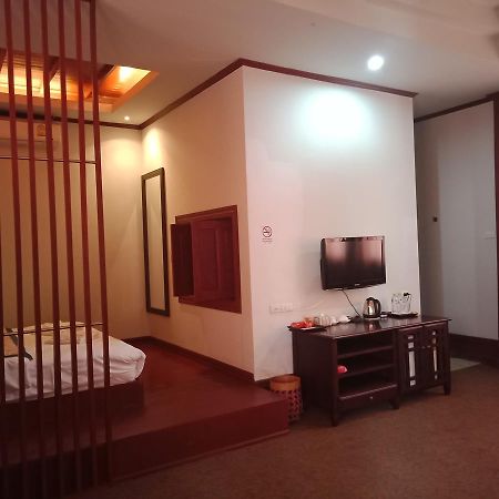 Charming Lao Hotel Muang Xai Buitenkant foto