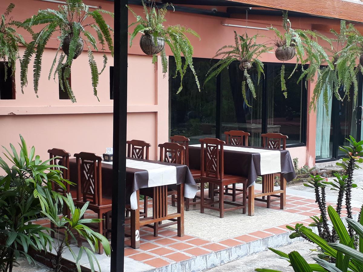 Charming Lao Hotel Muang Xai Buitenkant foto