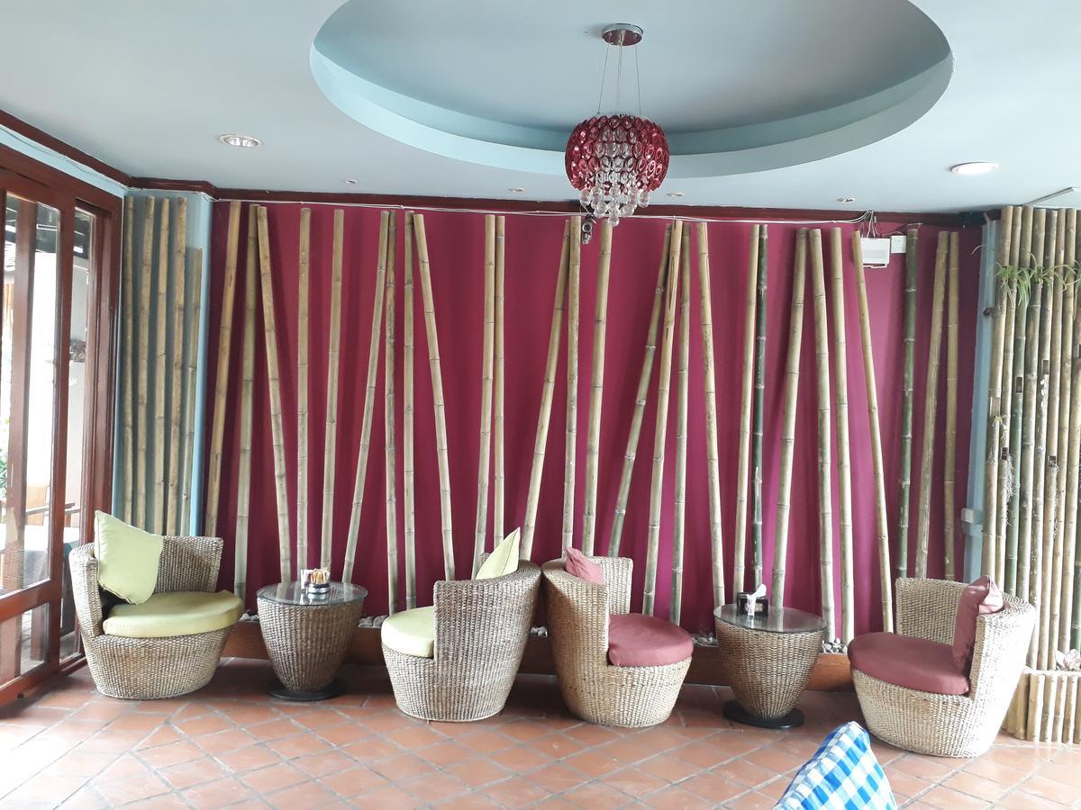 Charming Lao Hotel Muang Xai Buitenkant foto