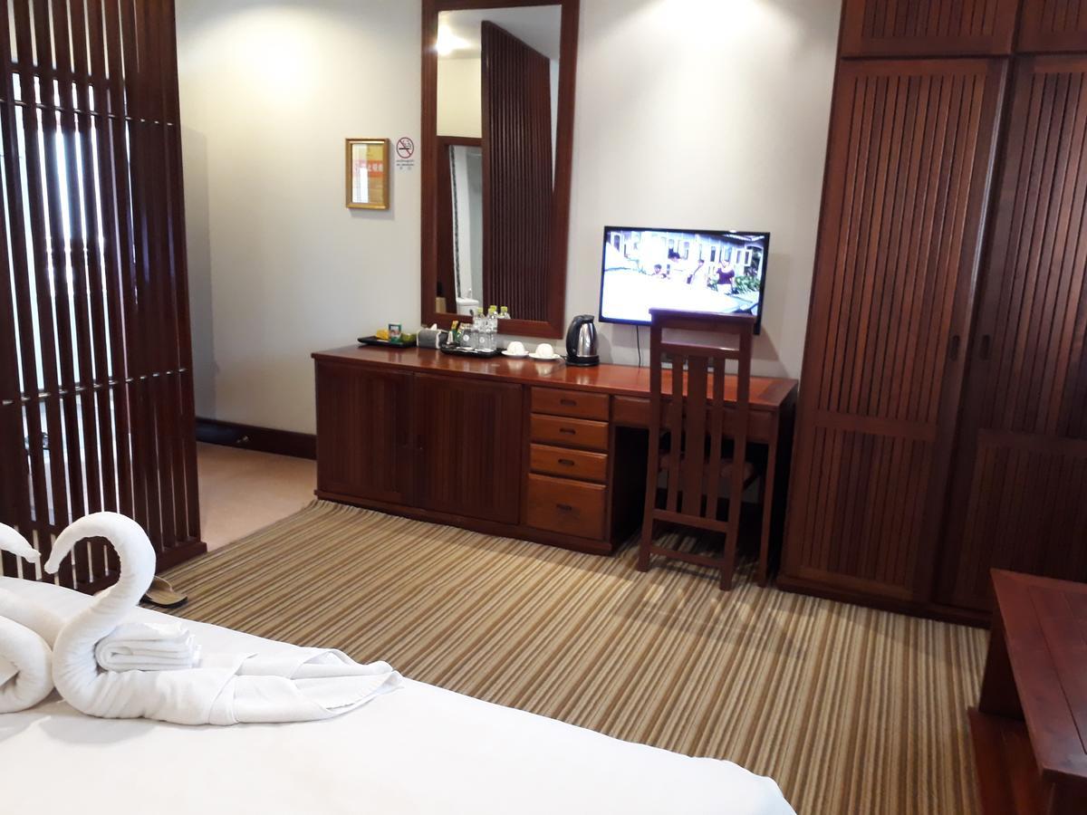 Charming Lao Hotel Muang Xai Buitenkant foto