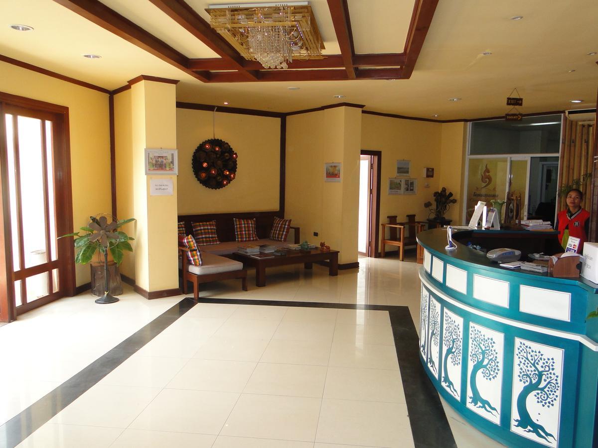 Charming Lao Hotel Muang Xai Buitenkant foto
