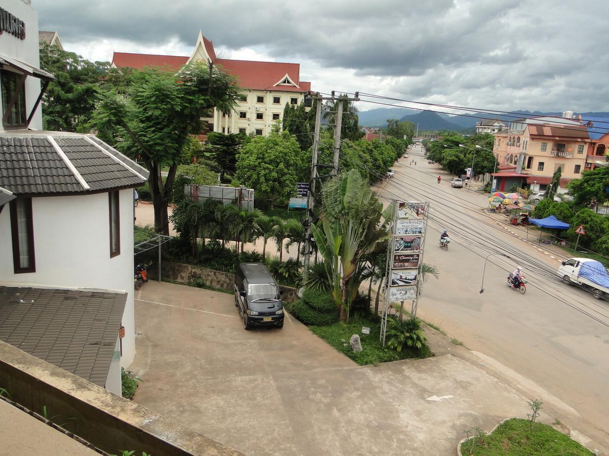Charming Lao Hotel Muang Xai Buitenkant foto