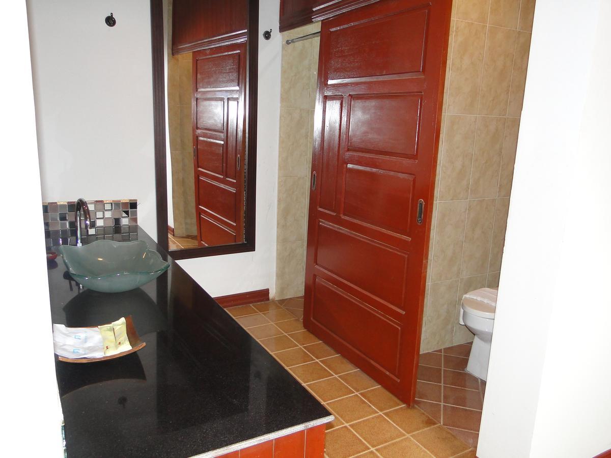 Charming Lao Hotel Muang Xai Buitenkant foto