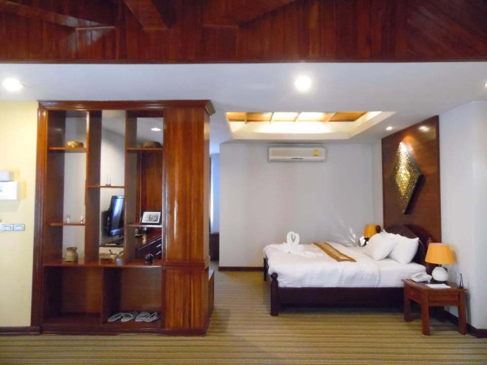 Charming Lao Hotel Muang Xai Buitenkant foto